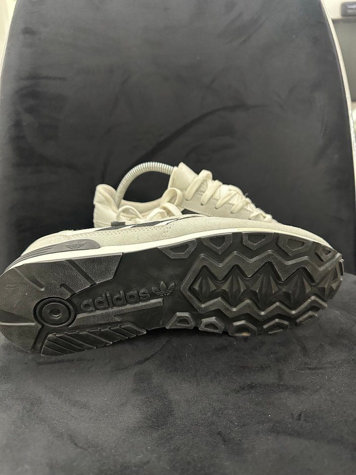 Adidas Erkek Gri Çizgili Beyaz Spor Ayakkabı - Görsel 4