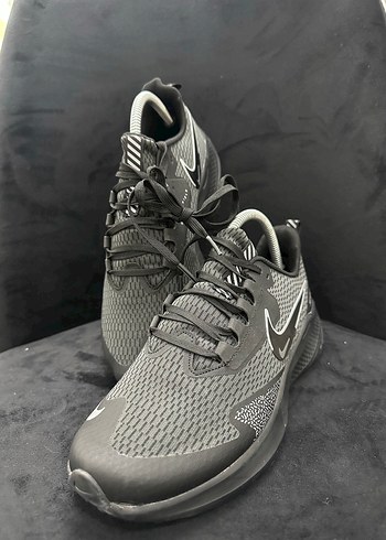 Gri Erkek Koşu ve Antrenman Ayakkabısı - Görsel 2