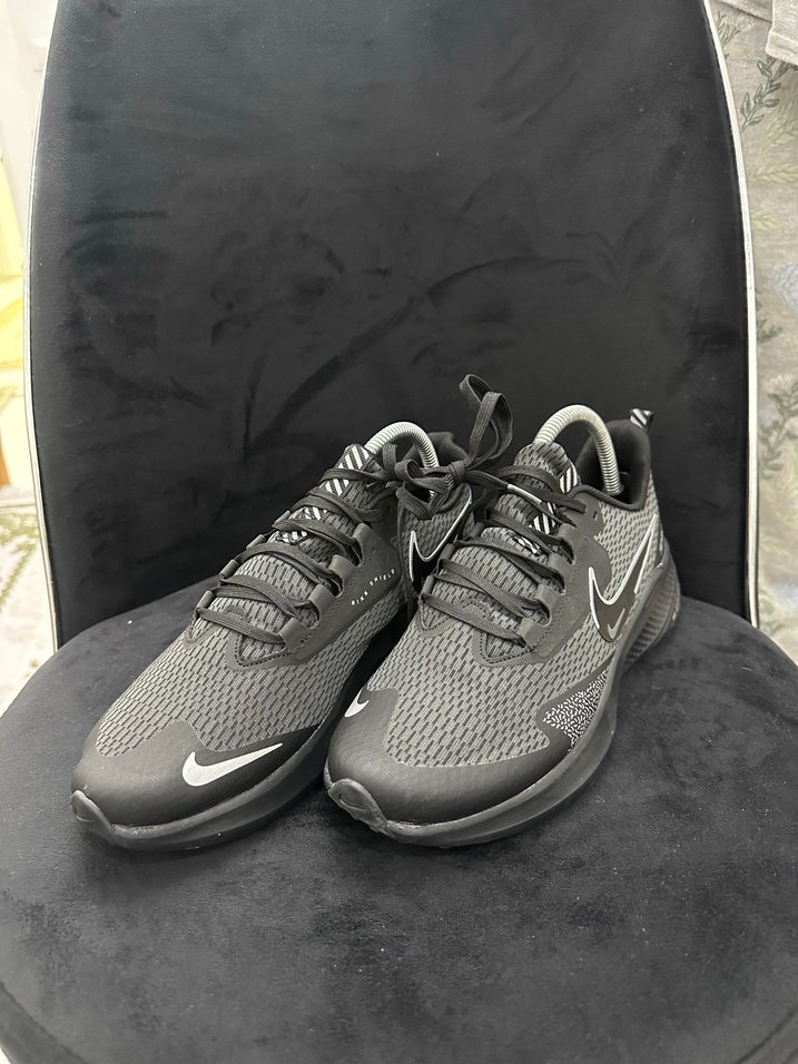 Gri Erkek Koşu ve Antrenman Ayakkabısı - Görsel 4