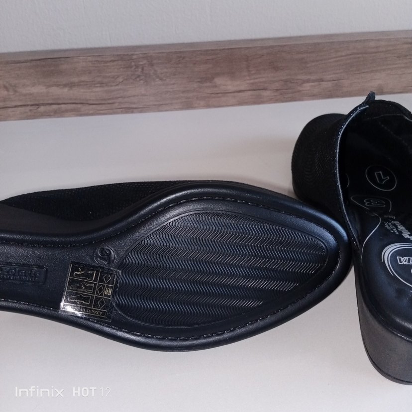 Siyah Yılan Desenli Dolgu Topuklu Terlik - Görsel 4