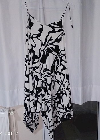 Krem Siyah Desenli Kayık Yaka Tulum - Görsel 2