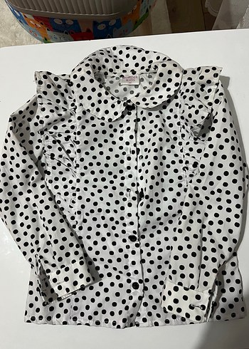 Puantiye Desenli Kolları Fırfırlı Siyah Elbise - Görsel 4