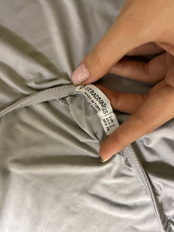 Gri Uzun Kollu Sırt dekolteli bluz - Görsel 2