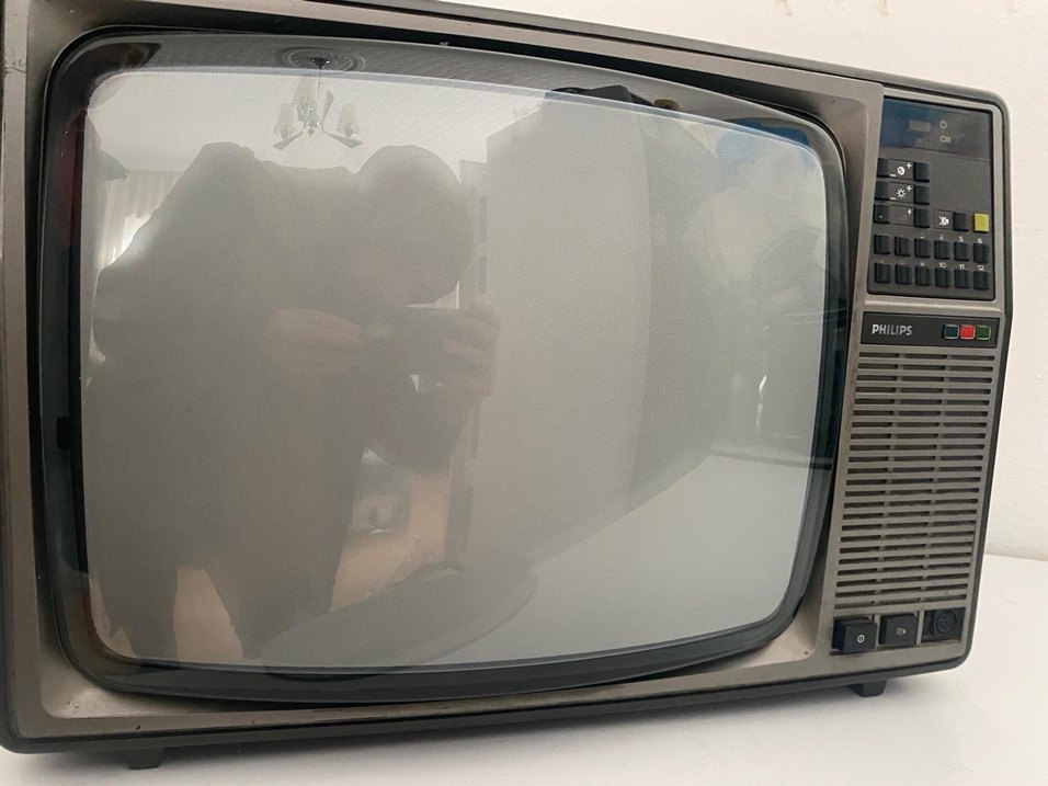 PHILIPS PHILETTA ROYAL 928 70ler RENKLİ TV - Görsel 2