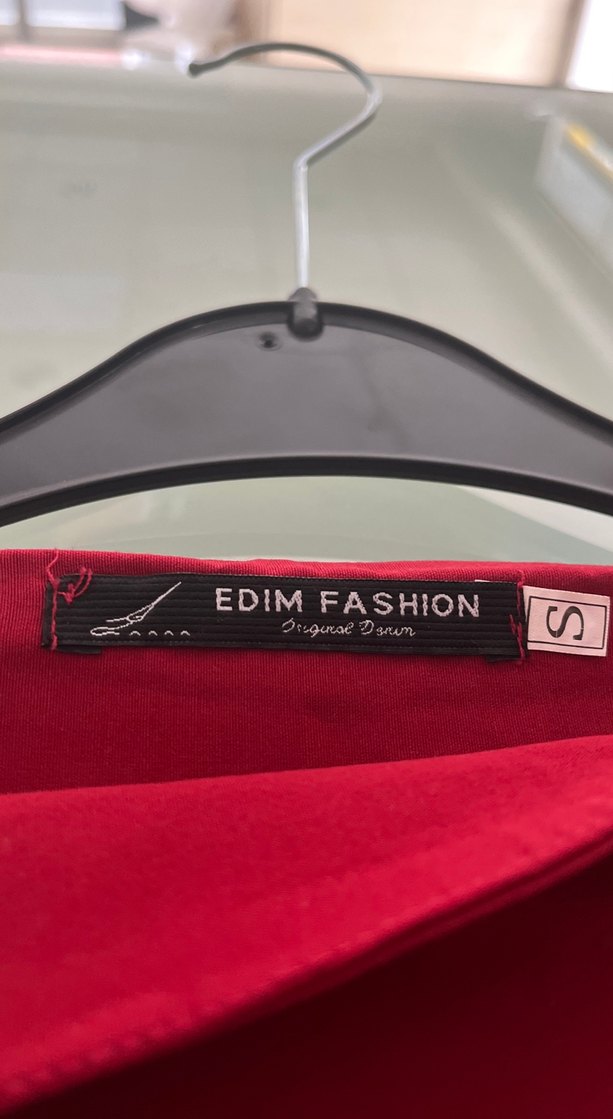 Kırmızı mini etek - Görsel 3