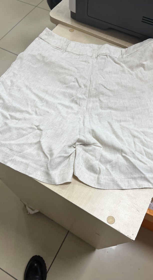 Kadın Beyaz Keten Mini Şort - Görsel 4