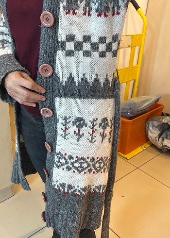 Gri Desenli Uzun Kollu Triko Hırka - Görsel 4