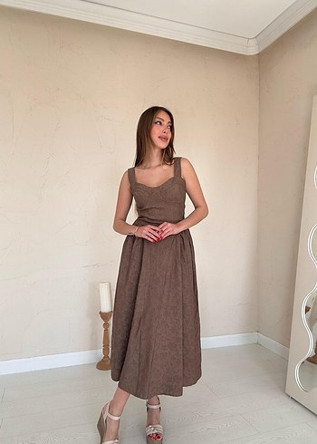 Kalp yaka Flare midi elbise - Görsel 2