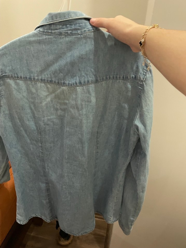 Düğmeli Mavi Denim Kadın Gömlek - Görsel 3