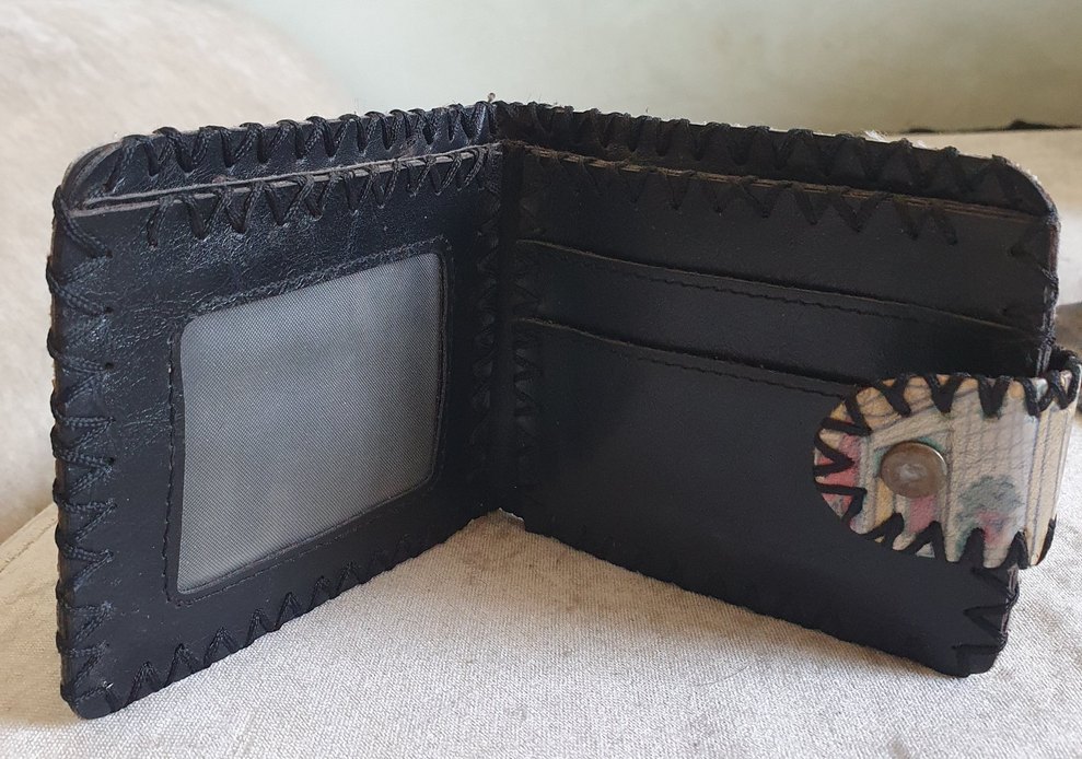 Portekiz'den el yapımı deri cüzdan. - Görsel 2