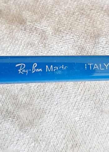 Ray-Ban Şeffaf mavi klasik kadın gözlüğü - Görsel 3