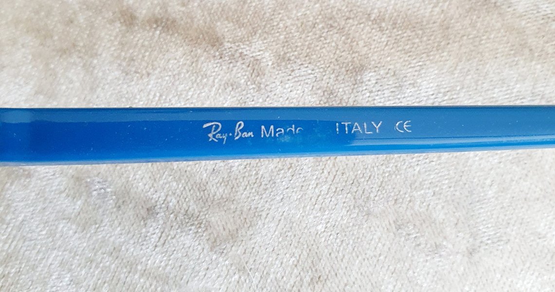 Ray-Ban Şeffaf mavi klasik kadın gözlüğü - Görsel 3