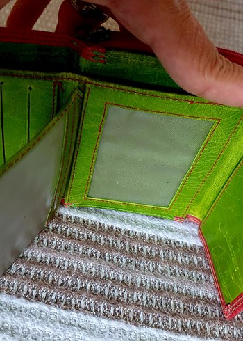 Cimarron Marka Nakışlı Kırmızı Deri Kadın Cüzdan - Görsel 3