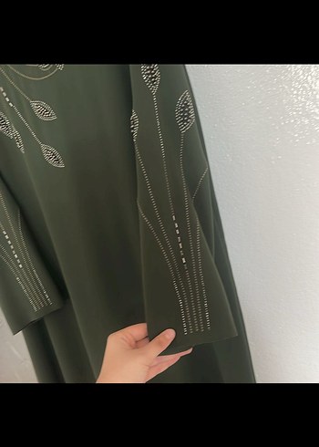 Yeşil Nakışlı Uzun Kollu Elbise - Görsel 2