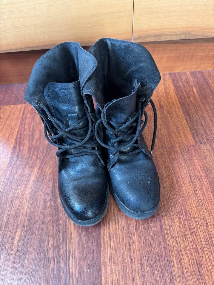 Derimod Bağcıklı Postal /36 numara - Görsel 2