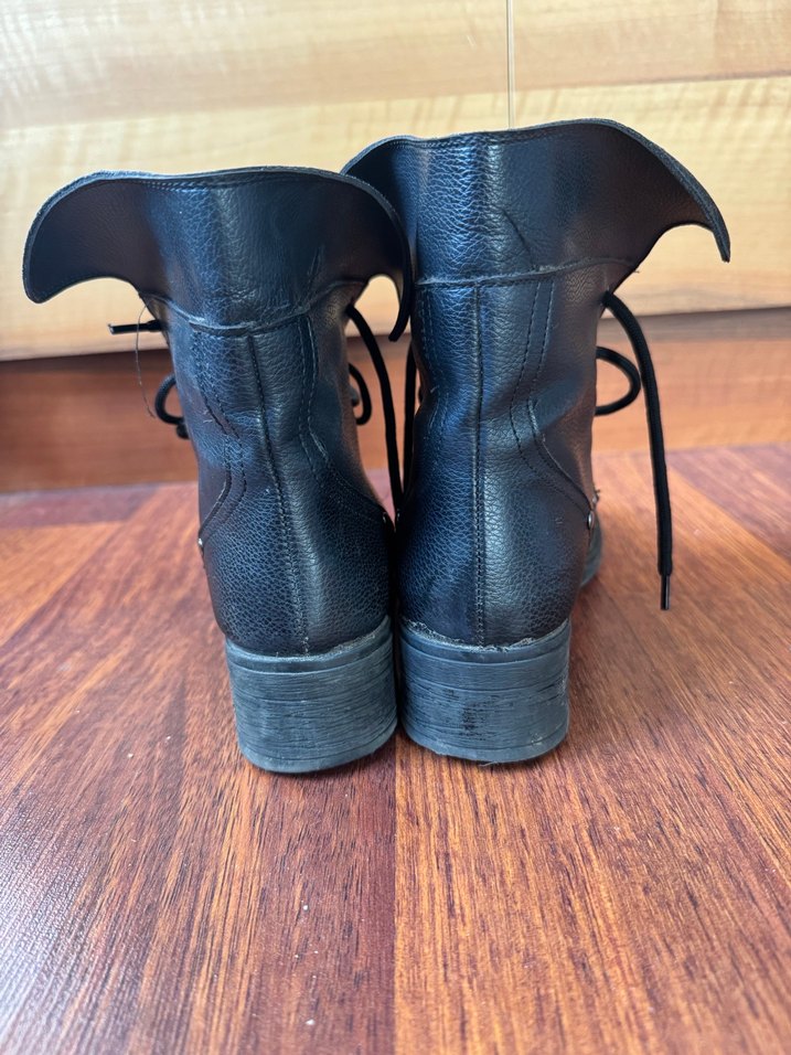 Derimod Bağcıklı Postal /36 numara - Görsel 4