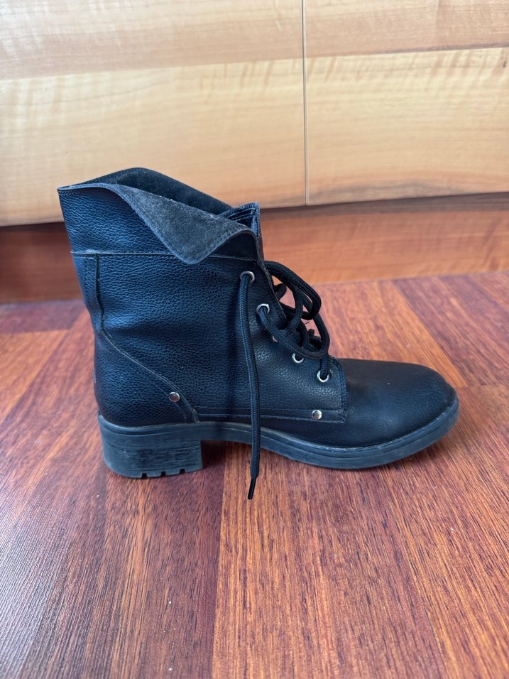 Derimod Bağcıklı Postal /36 numara - Görsel 3