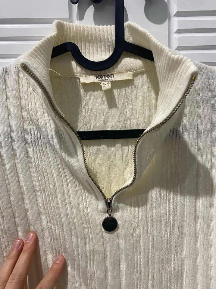 Beyaz Yarım Fermuarlı Triko Kadın Kazak - Görsel 4