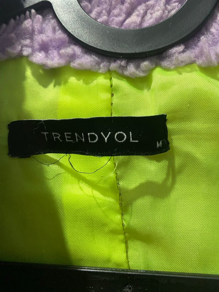 Kadın Mor Peluş Fermuarlı Mont - Görsel 4