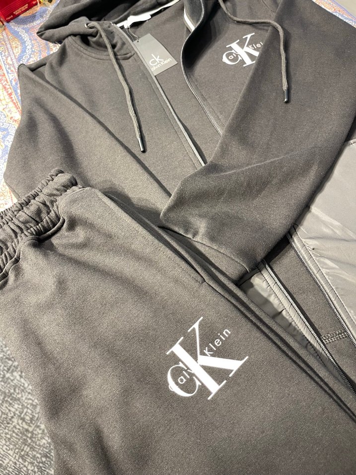Calvin Klein Siyah Fermuarlı Kapüşonlu Erkek Eşofman Takımı - Görsel 2