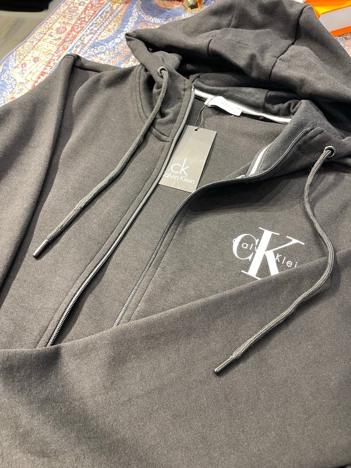 Calvin Klein Siyah Fermuarlı Kapüşonlu Erkek Eşofman Takımı - Görsel 3