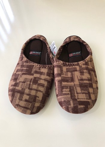 Örgü Desenli Kahverengi Terlik - Görsel 2