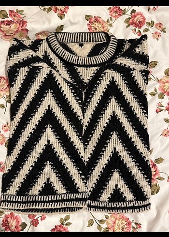 Zebra Desenli Siyah Triko Kadın Kazak - Görsel 4