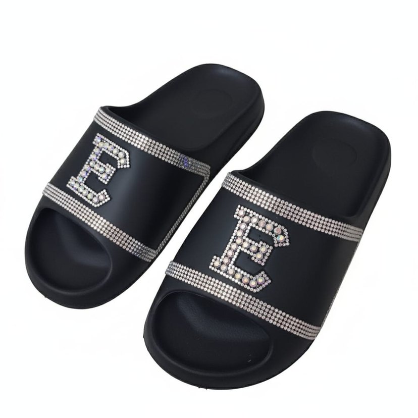 Taşlı İşlemeli Siyah Kadın Terlik - Görsel 2