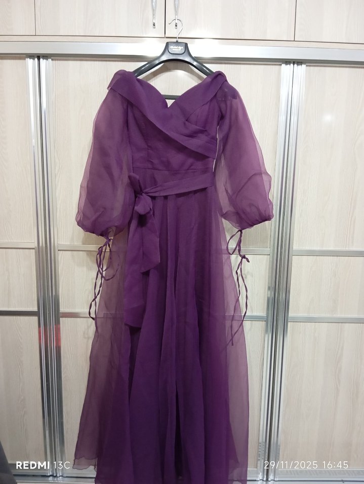 Mor Uzun Kollu Drapeli Kadın Abiye - Görsel 2