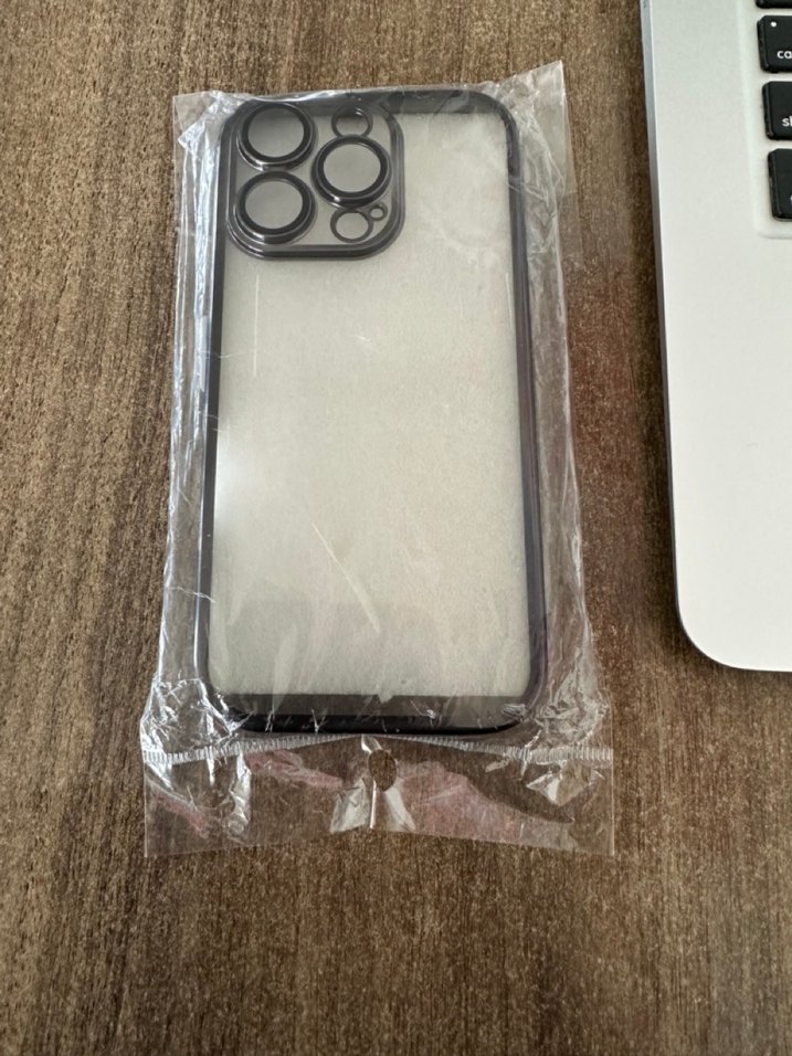 Şeffaf Düğmeli Siyah iphone 16 pro Telefon Kılıfı - Görsel 2