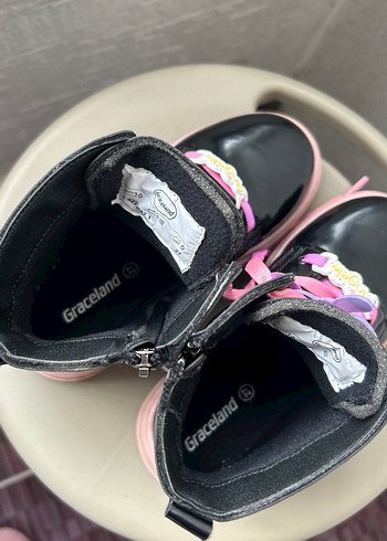 Pembe Tokalı Kız Çocuk Goth Botları - Görsel 5