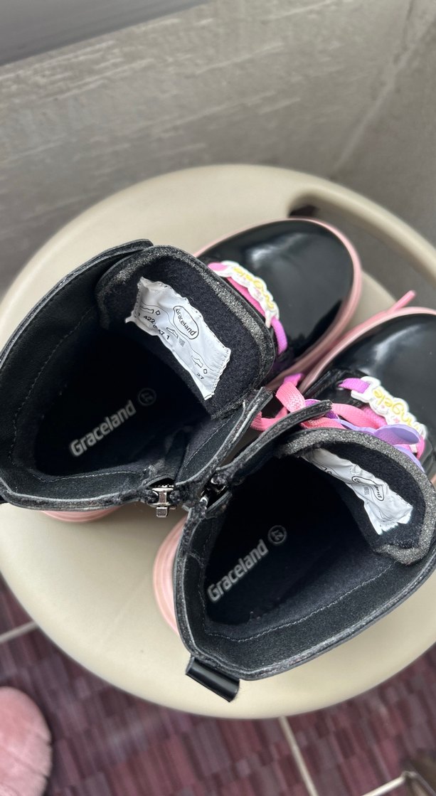 Pembe Tokalı Kız Çocuk Goth Botları - Görsel 5