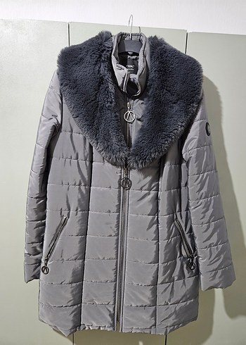 Gri Kürklü Kadın Kışlık Mont - Görsel 2