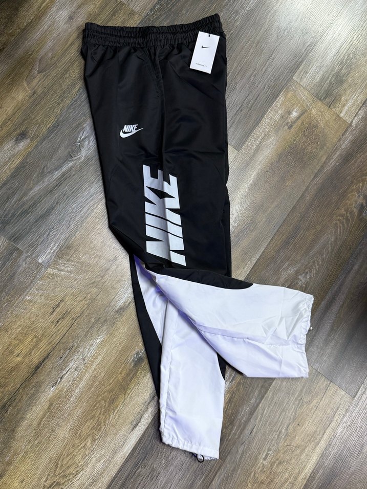 Nike Siyah Beyaz Rahat Kesim Eşofman - Görsel 2