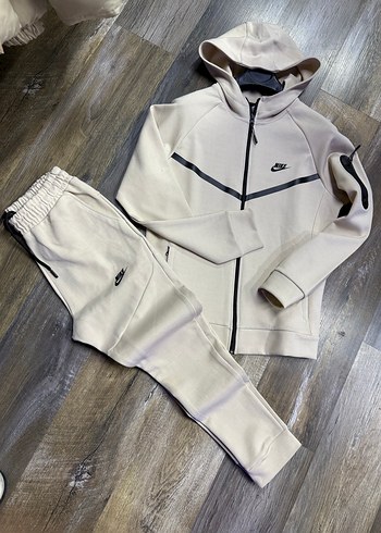 Nike tech Beyaz Fermuarlı Eşofman Takımı - Görsel 3