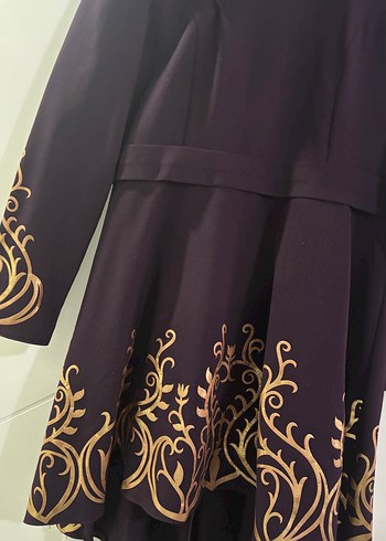 Uzun Kollu Mor Nakışlı Gotik Kadın Elbise - Görsel 3