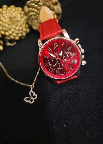 Kırmızı Zincir Detaylı Kadın Saat - Görsel 3