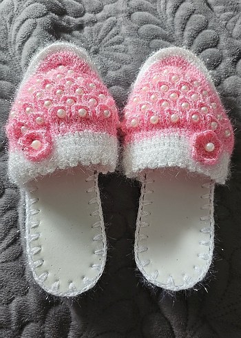 İnci İşlemeli Pembe Örgü Kadın Ev Terliği - Görsel 3