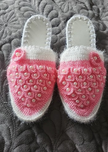 İnci İşlemeli Pembe Örgü Kadın Ev Terliği - Görsel 2