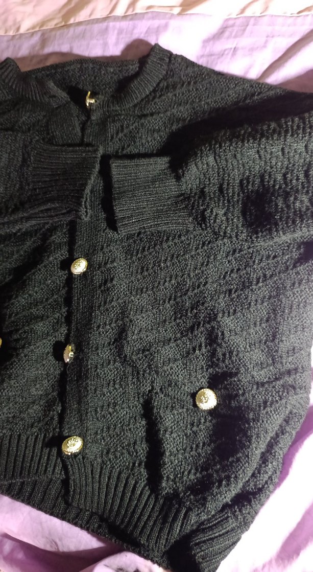 Düğmeli Siyah Triko Hırka - Görsel 3