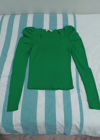 Batik Yesil Balon Omuzlu Uzun Kollu Bluz