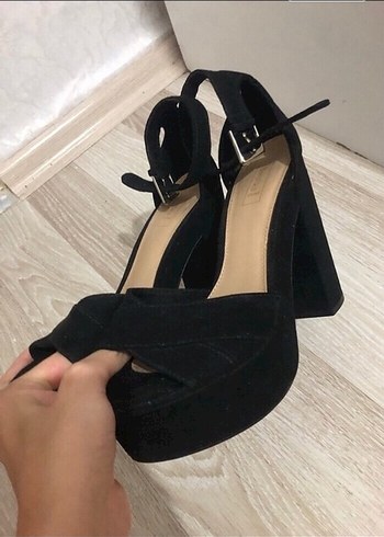 bershka Siyah Tokalı Platform Topuklu Kadın Ayakkabı - Görsel 12