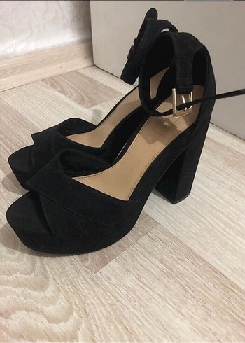 bershka Siyah Tokalı Platform Topuklu Kadın Ayakkabı - Görsel 8