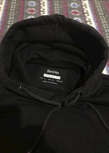 siyah bershka sweatshirt - Görsel 2