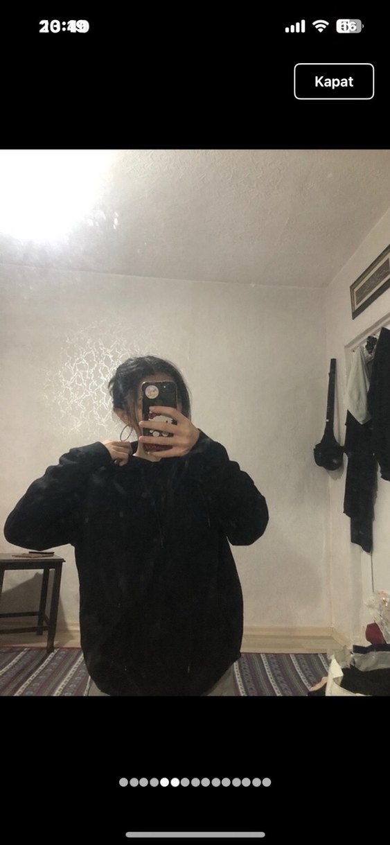 siyah bershka sweatshirt - Görsel 3