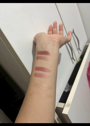 MAC yılbaşı serisi mini mac ruhlar simli ruj glos - Görsel 5