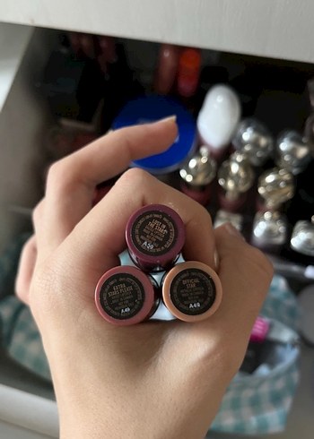 MAC yılbaşı serisi mini mac ruhlar simli ruj glos - Görsel 4