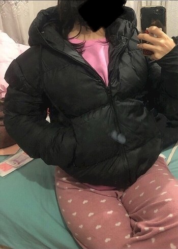 zara muadili mont etiketli Kapüşonlu Siyah Kadın Şişme Mont - Görsel 8