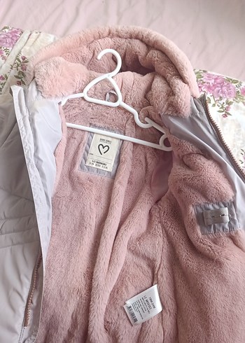 Kız Çocuk Gri Kürklü Kapüşonlu Mont - Görsel 2