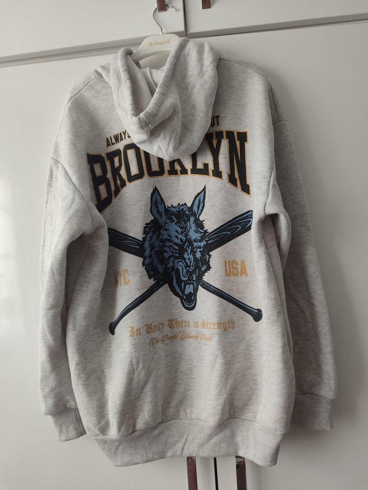 Gri Kapüşonlu Brooklyn Baskılı Sweatshirt - Görsel 2